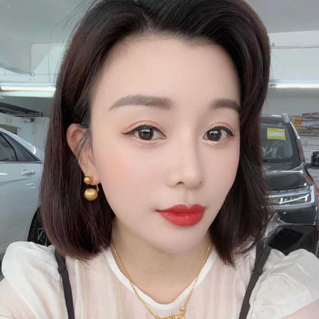 正安卖车小姐姐