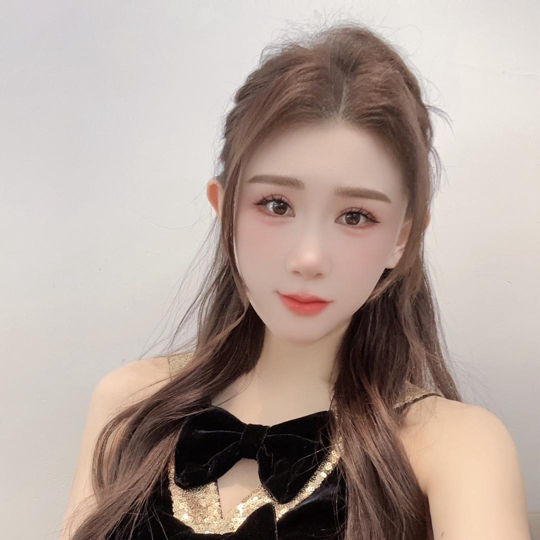 Annie.七妮服装店