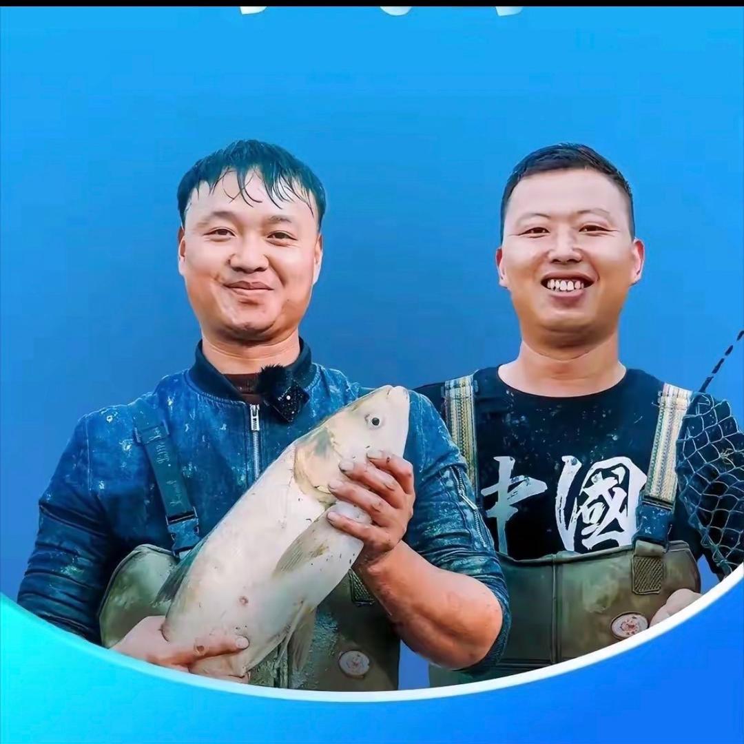 大表哥小飞哥包鱼塘霸总