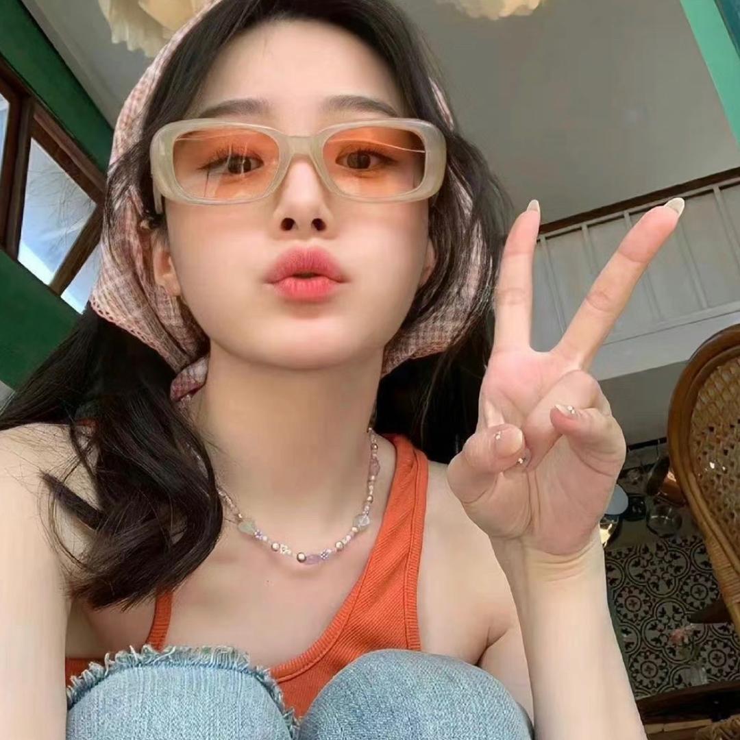 莓妮椰椰