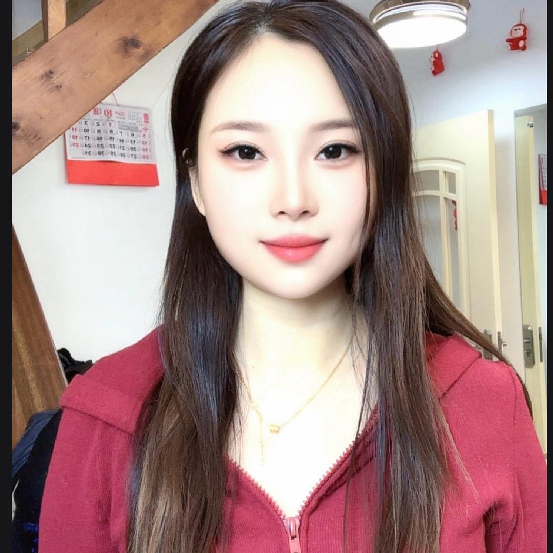 燕燕（下午15点40分首播）百货店