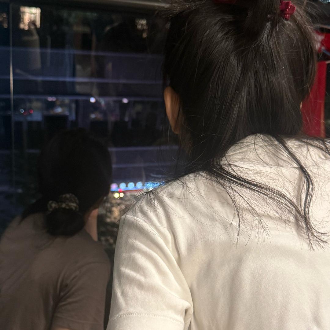 卡姿兰小眼睛