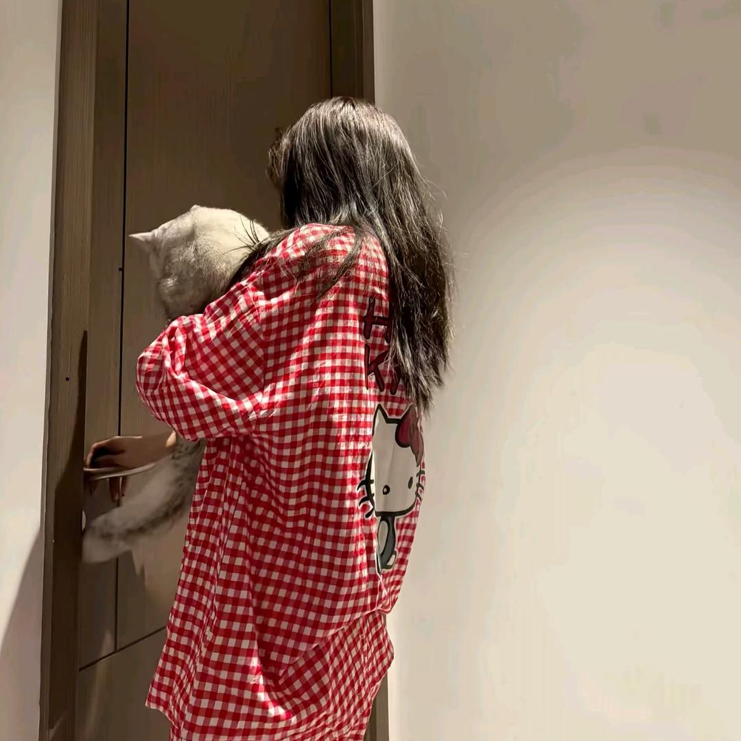 流泪猫猫头T^T