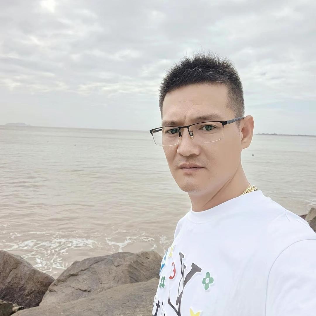 江阴柚子哥（大闸蟹源头值供）