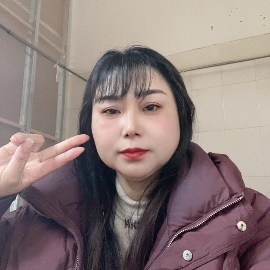 洪雅会会爱唱歌