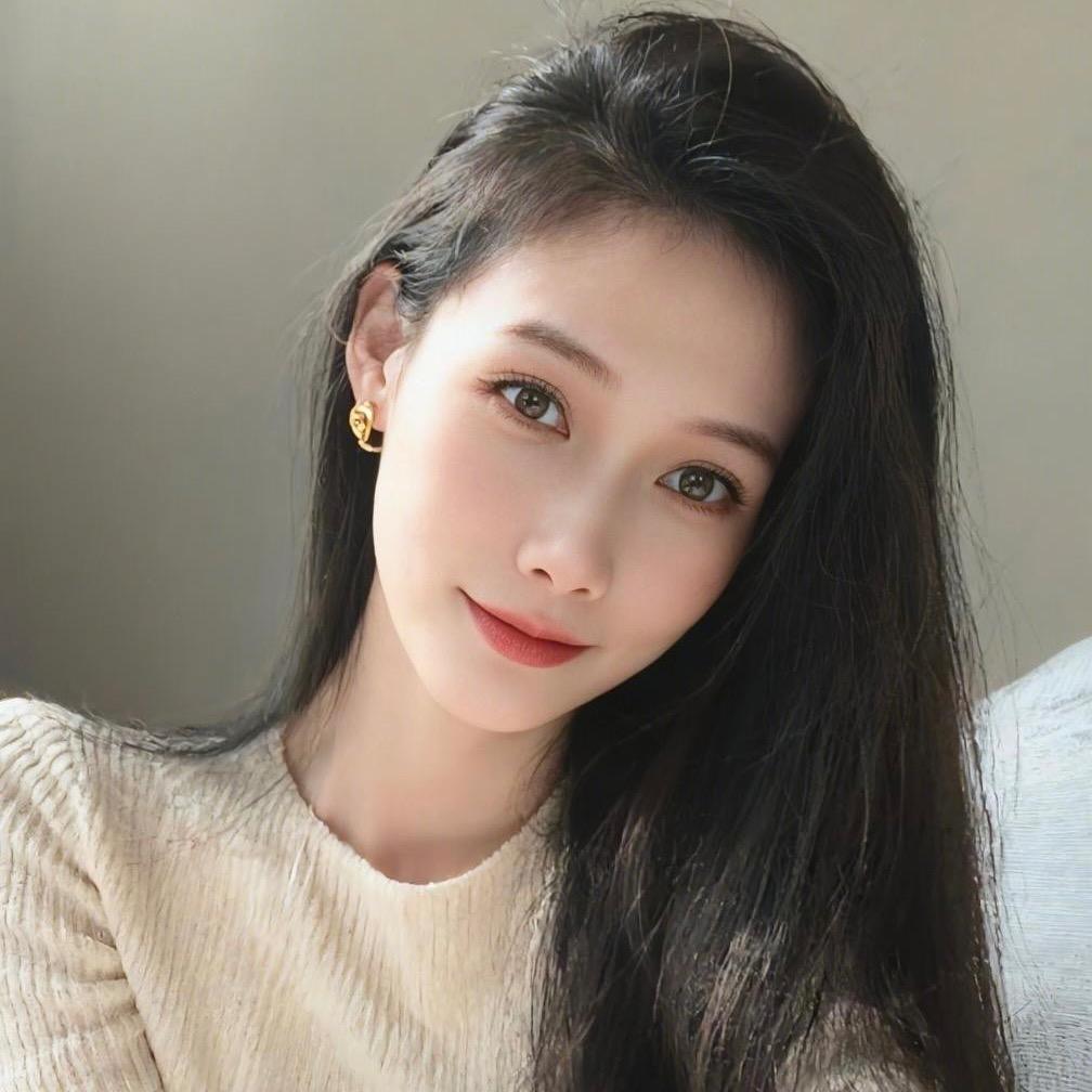 糖糖吃糖吖
