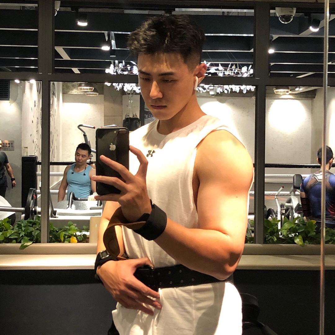 今天也要努力赚钱哦