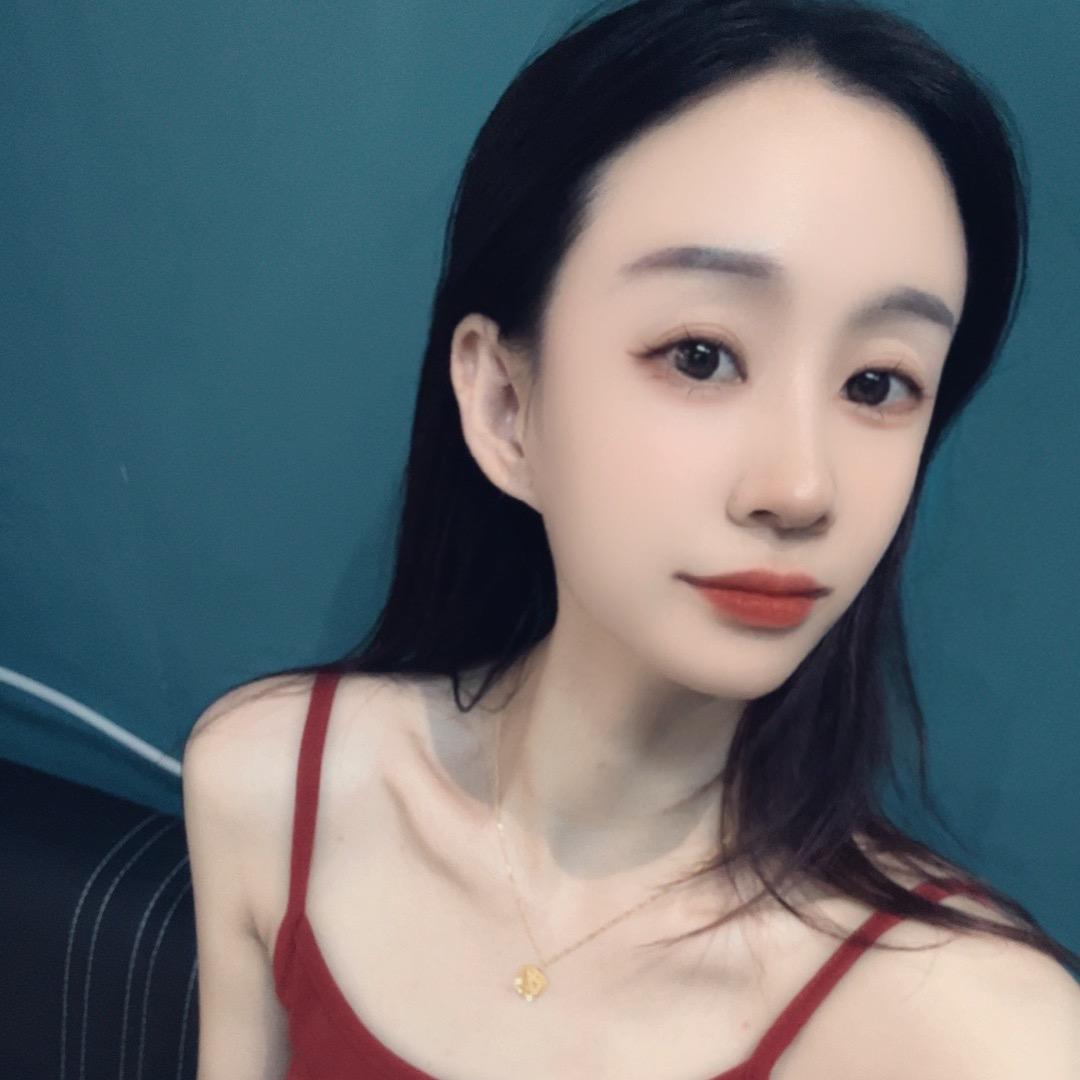 左右👗^_^