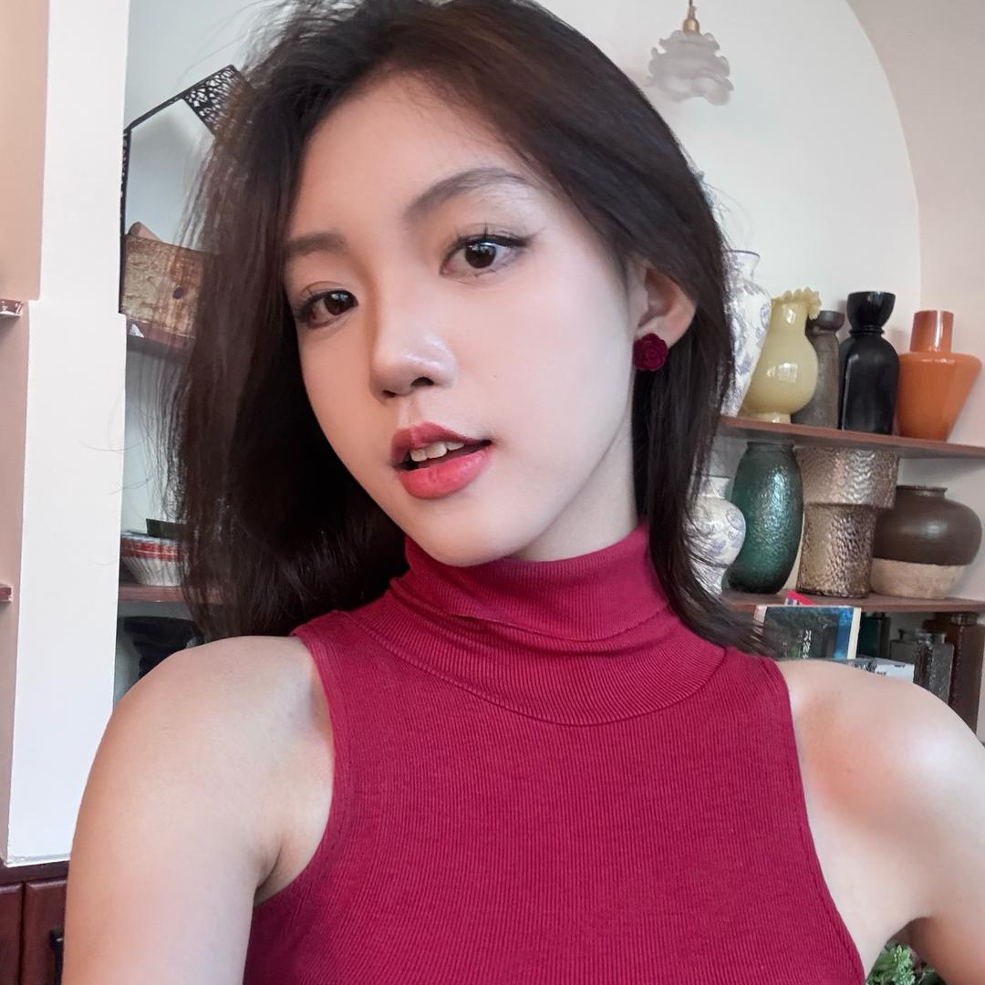 甜得很正经.