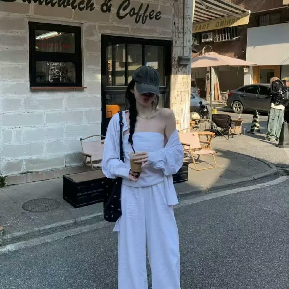 9️⃣9️⃣9️⃣