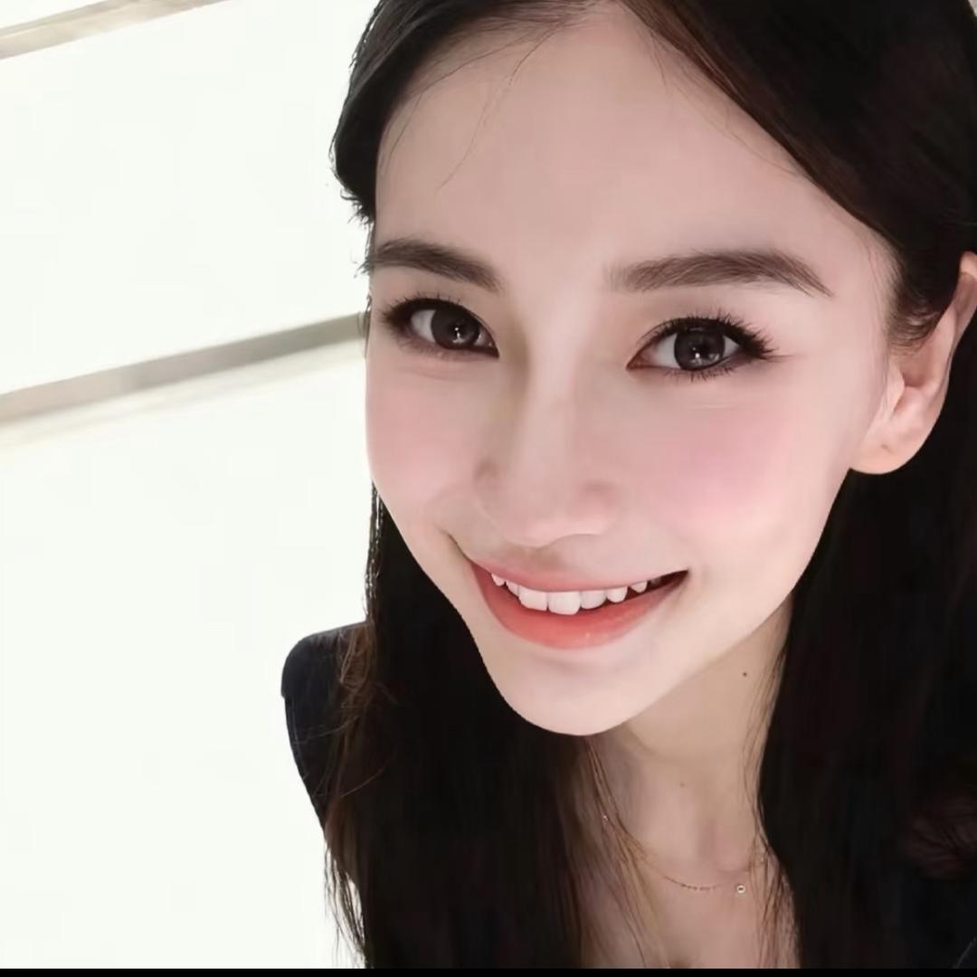 忧郁小美