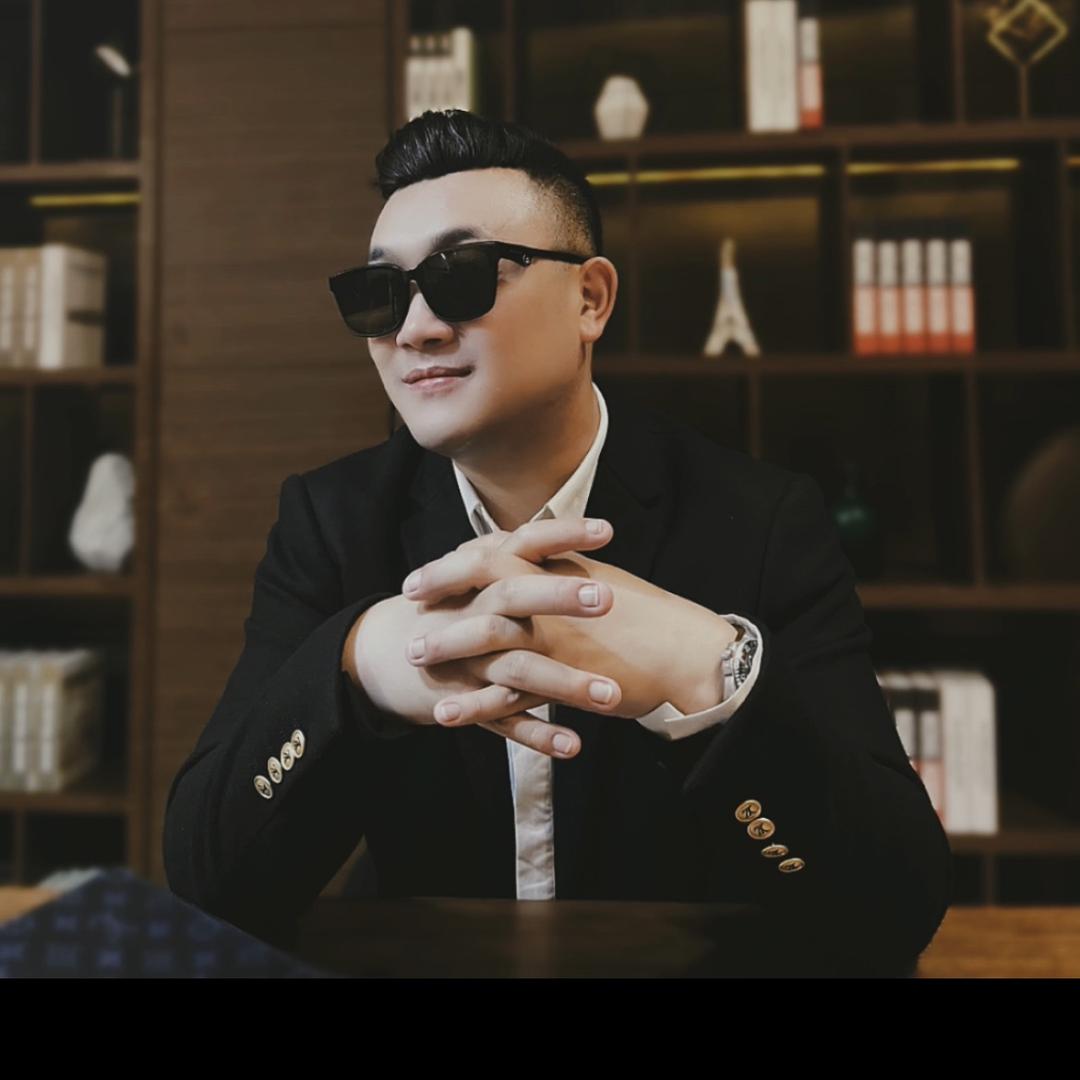 鹿总（鹿昇森）