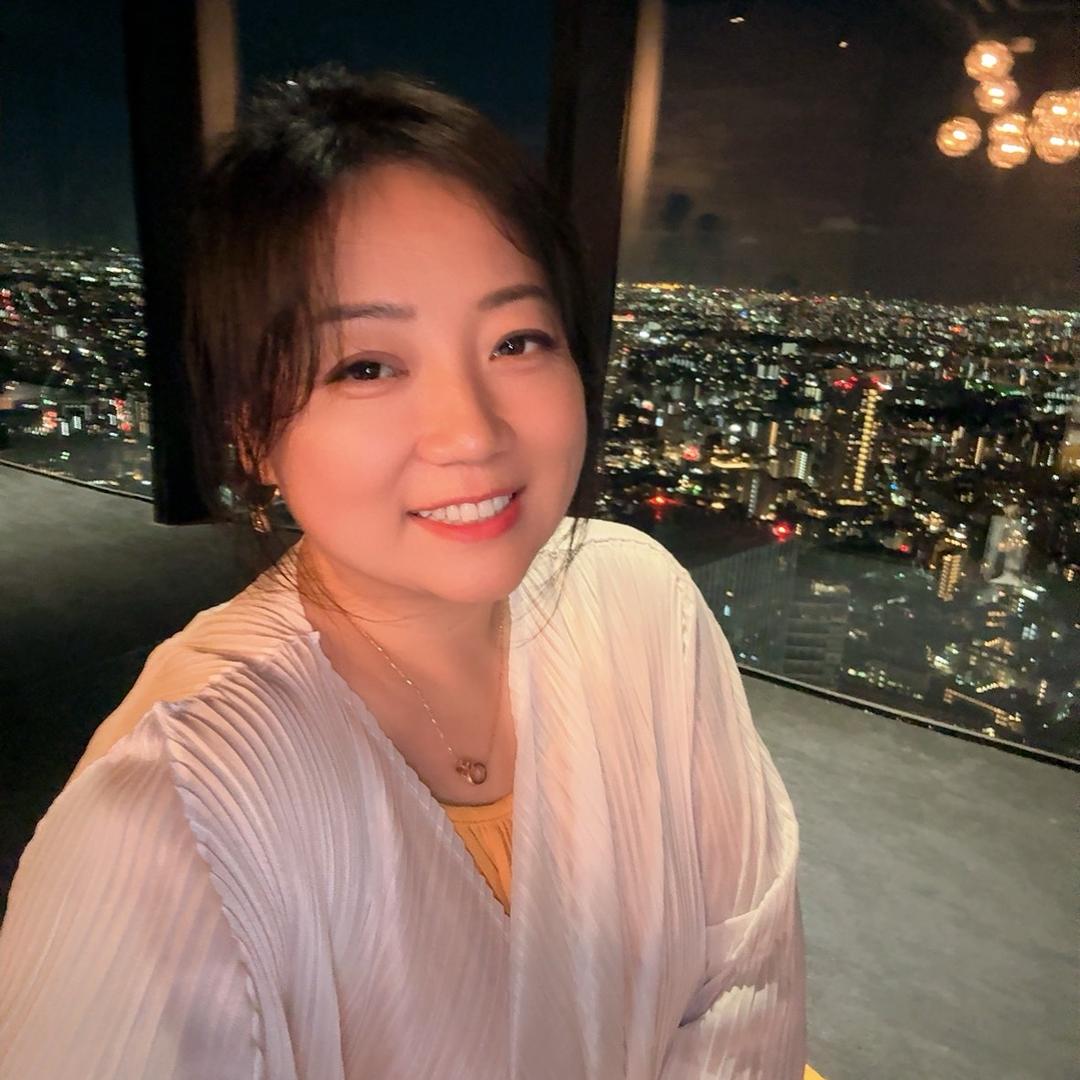 栾小满Luna