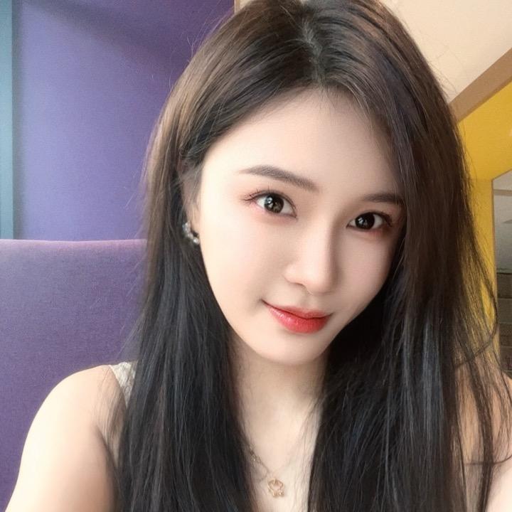 Angela爱吃香菜