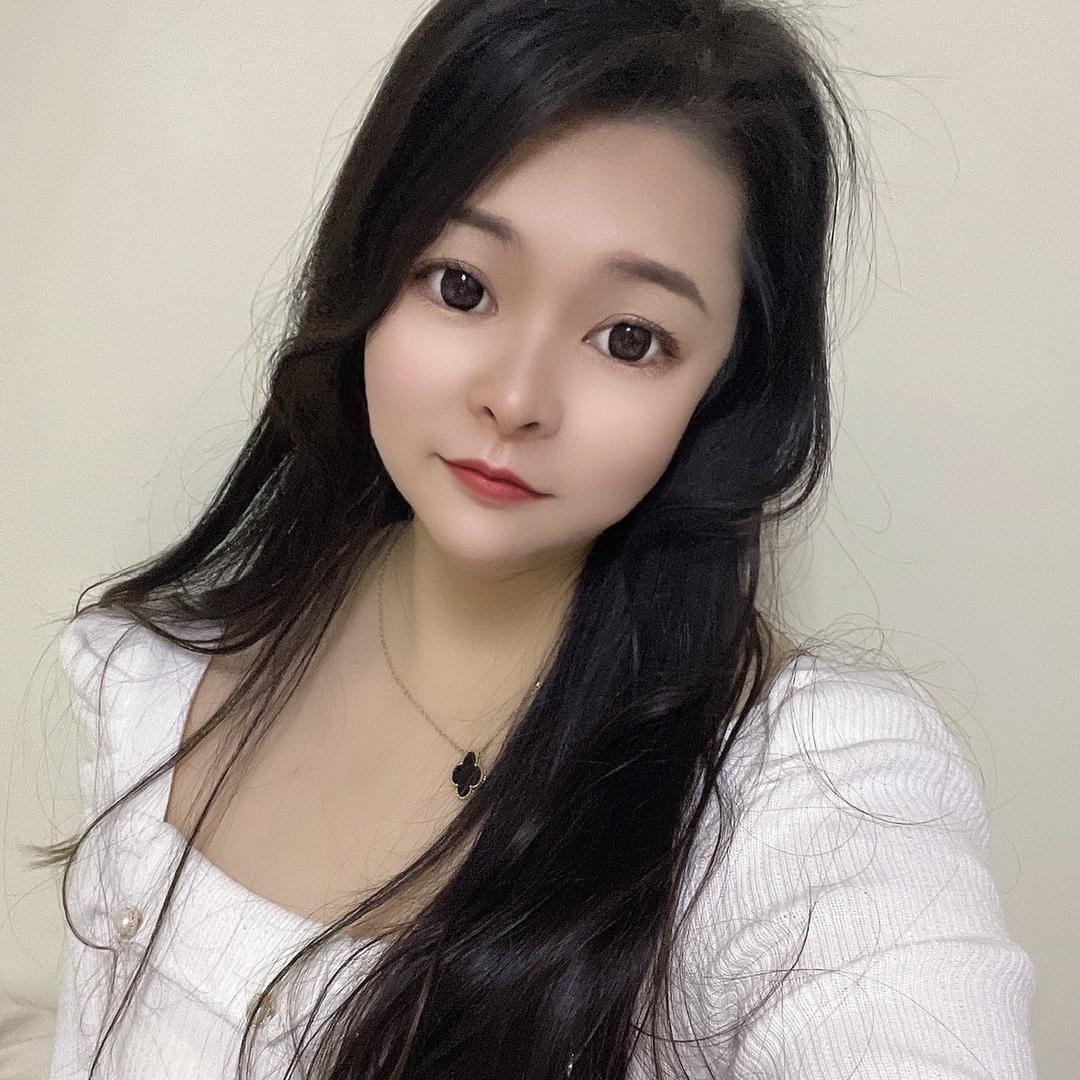 小佳。