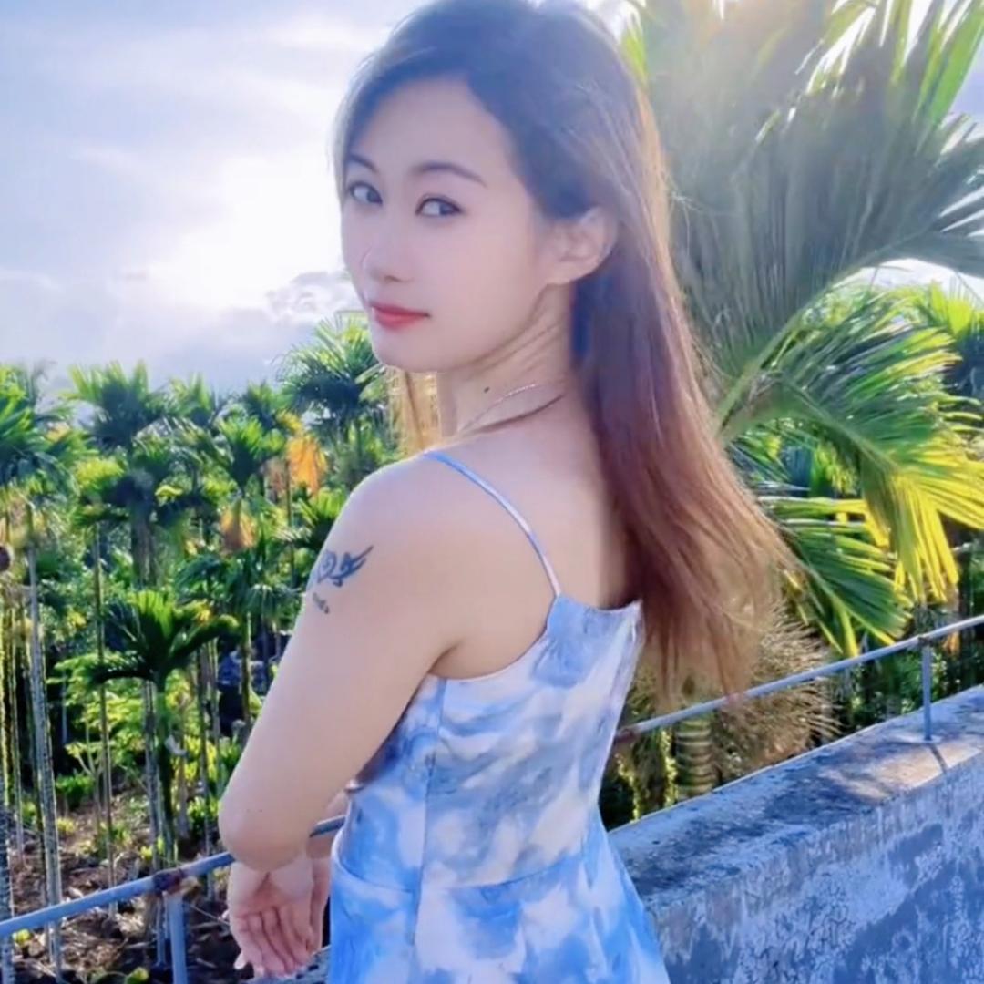 槟榔妹《玉》