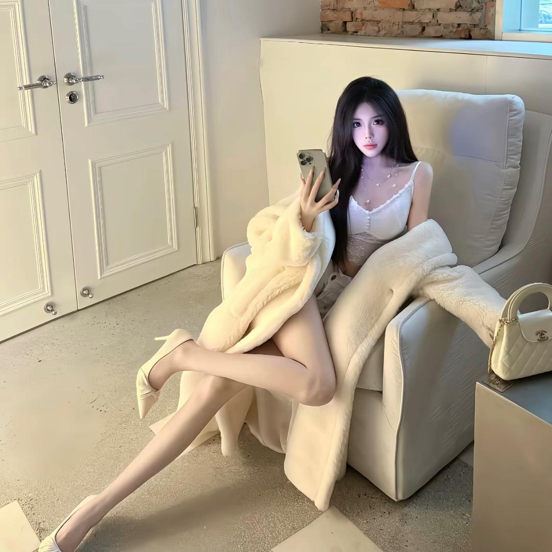 陈佳