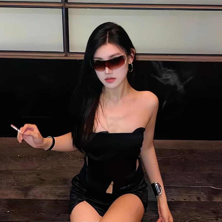 贝贝: