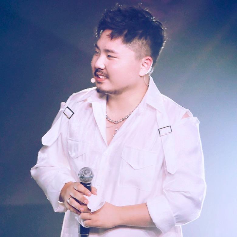 钵钵鸡上飞机🌵