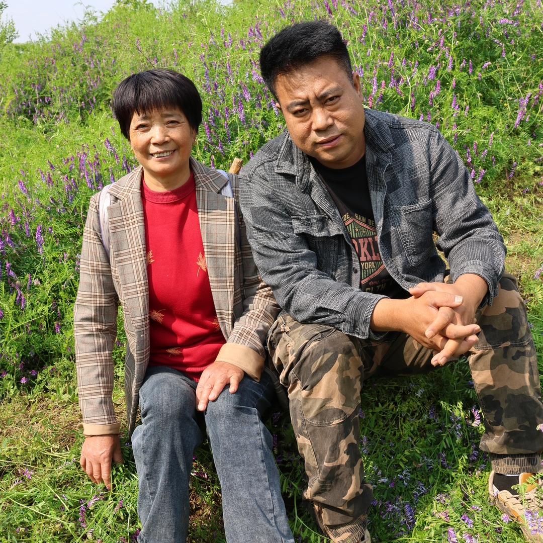 乡村秦小新