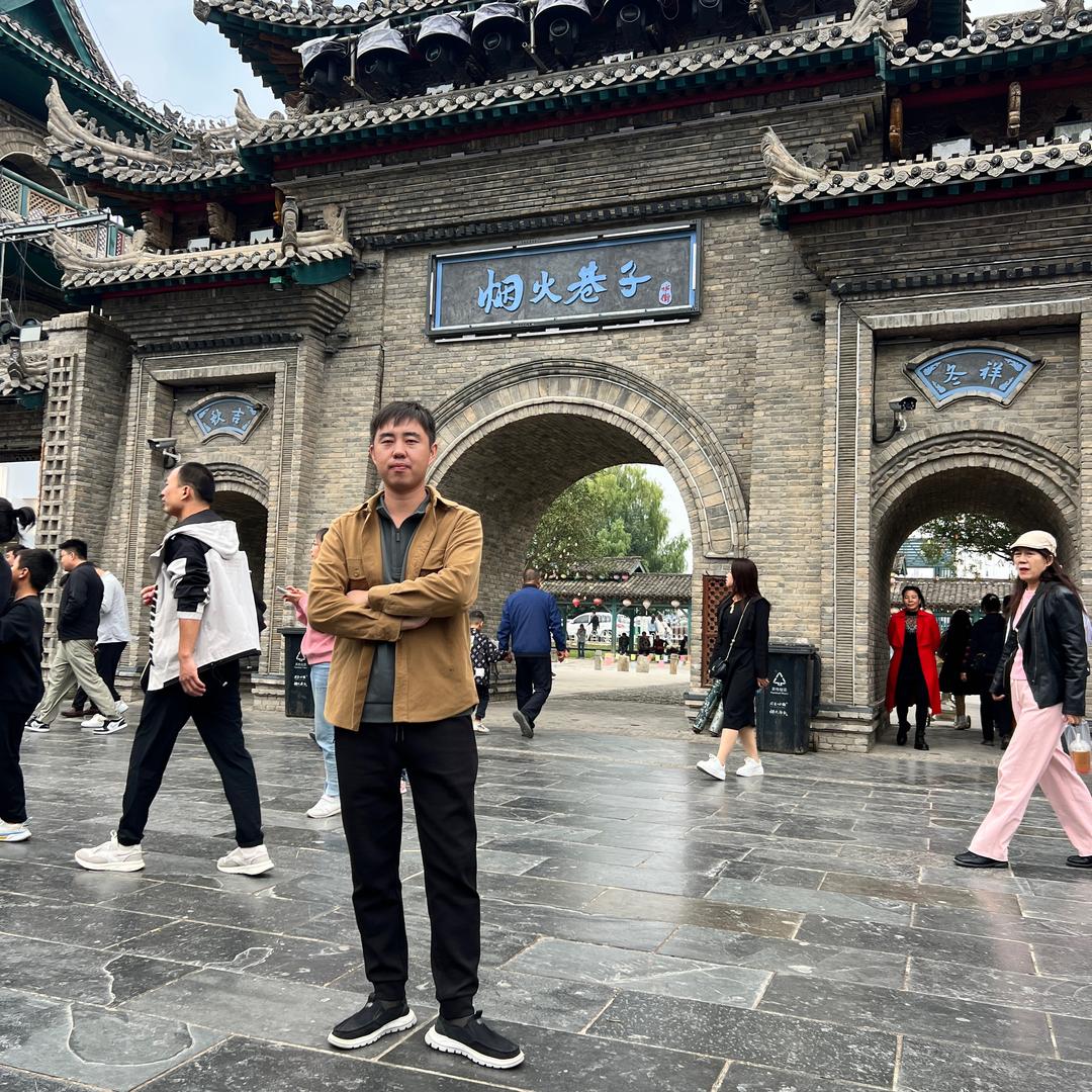 请叫我小李
