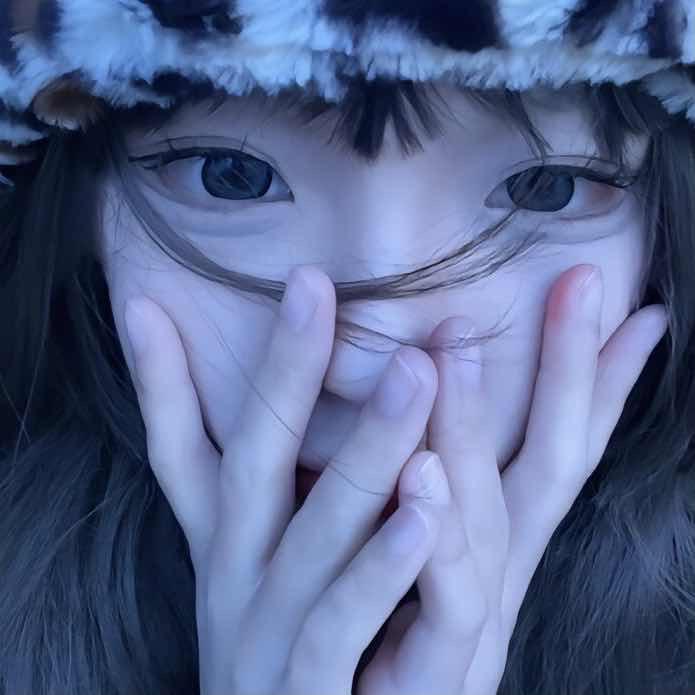爱喝白开水_