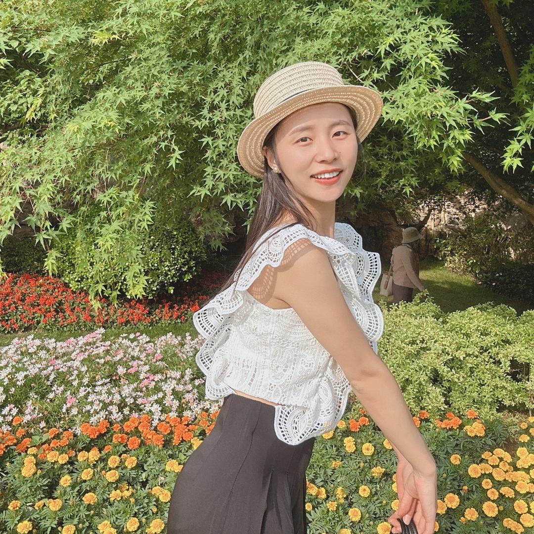 🌴小何姐姐🌴