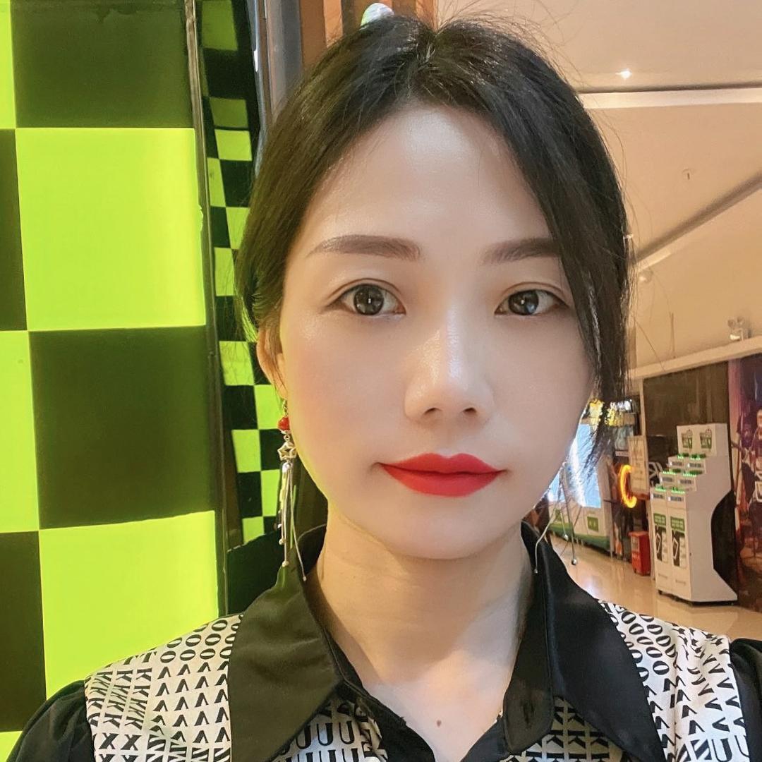 十八子姣姣