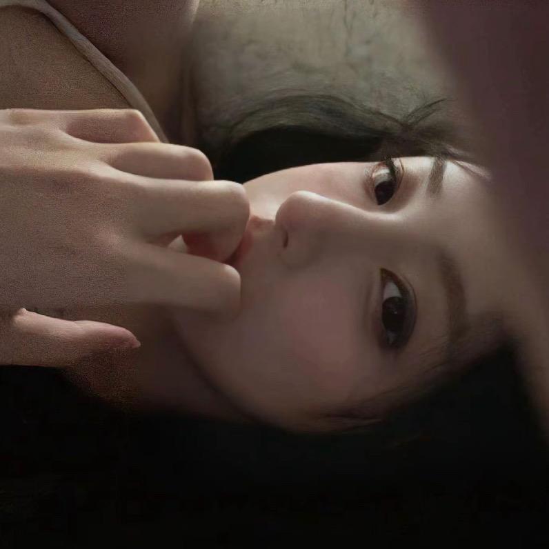芊芊💕（金莎酒吧）