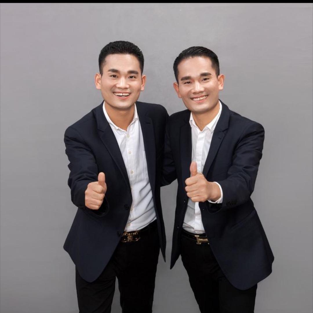 李家双胞胎