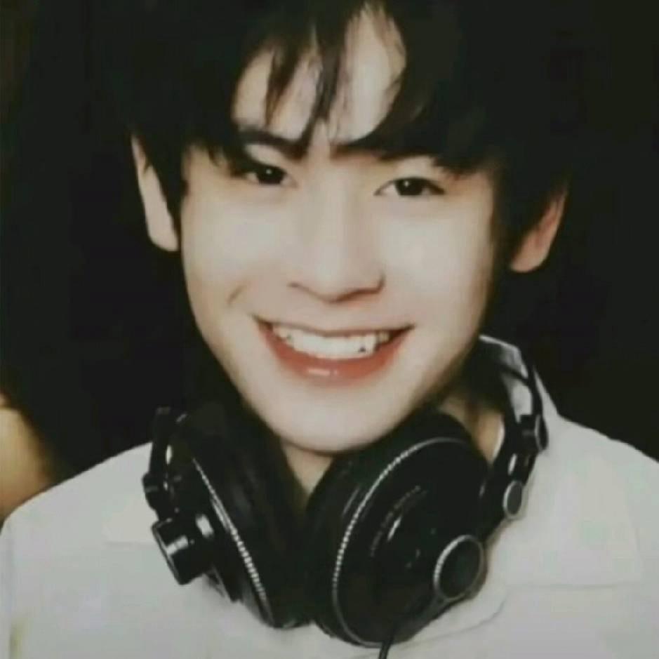 Ying❛‿˂̵✧