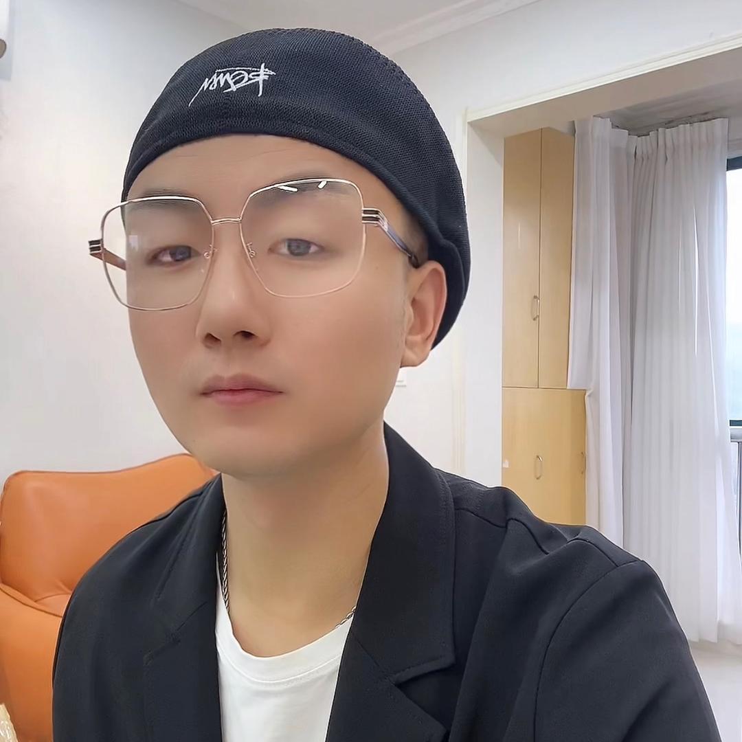 南阳儿童理发李白