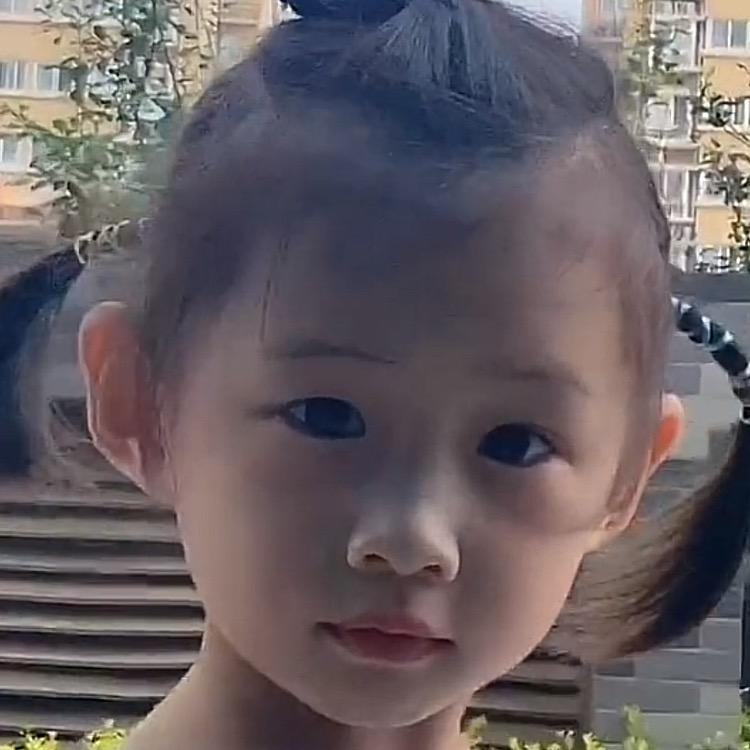 踢脚线spc石塑地板