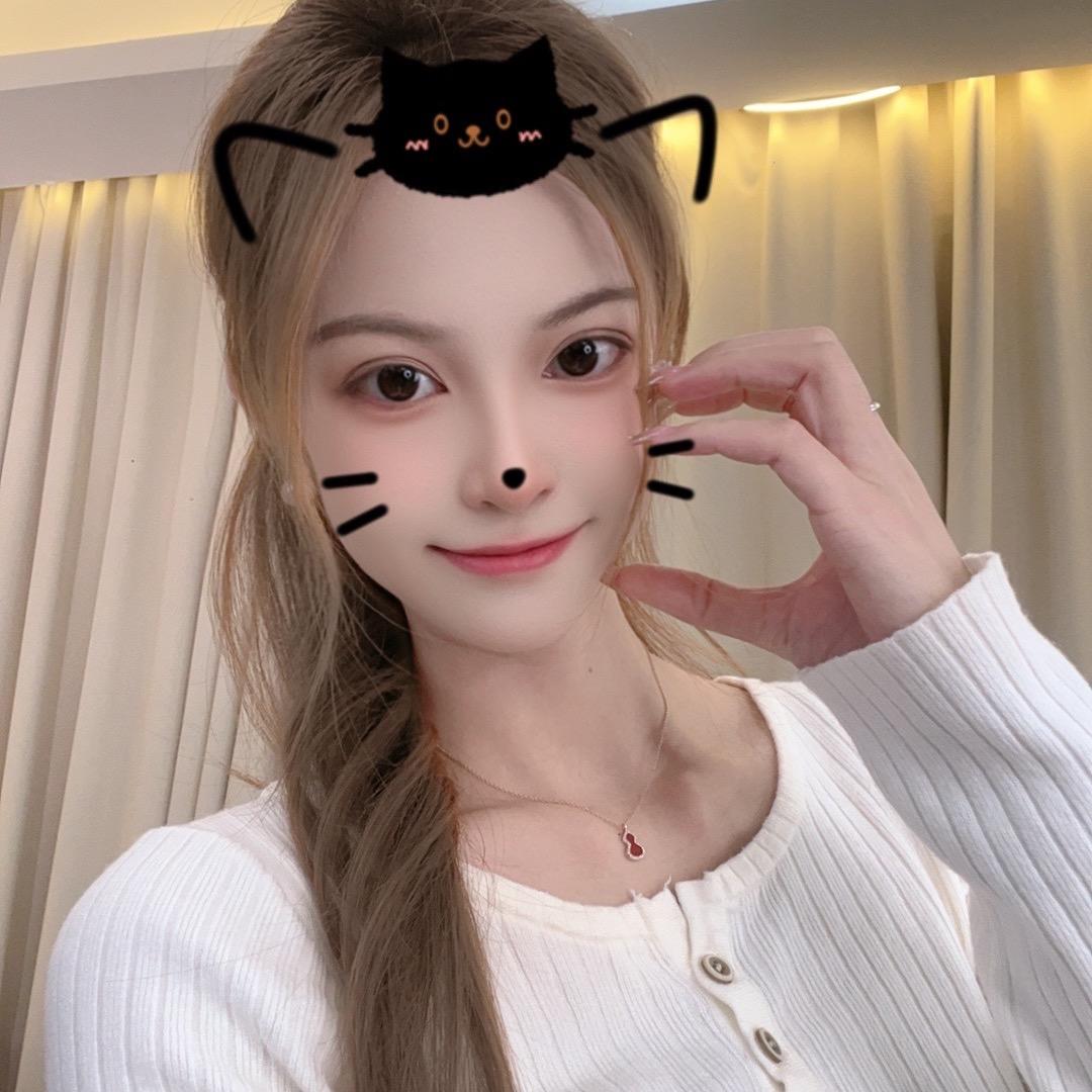 小爱的穿搭日记