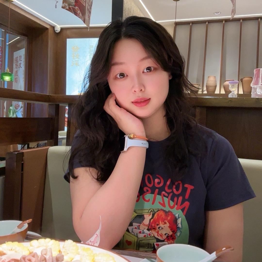 1👧