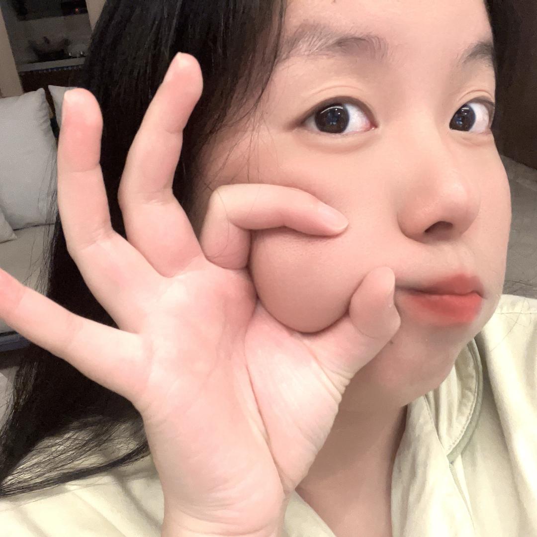 是静妞吖🌸