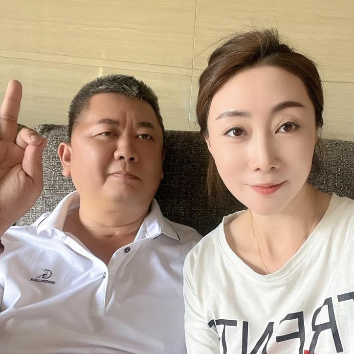 东莞周周服饰