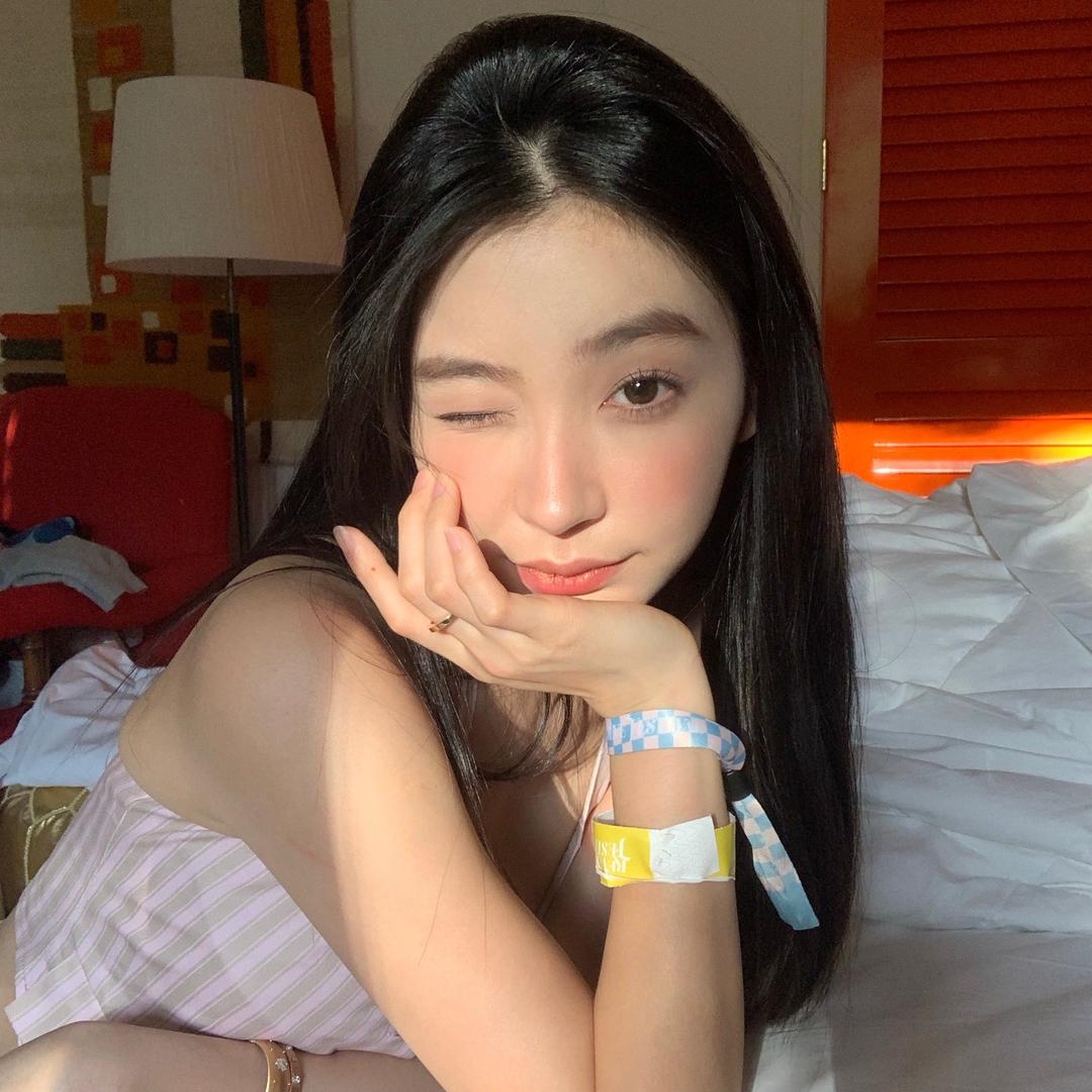 喜欢小叶的鑫鑫呀