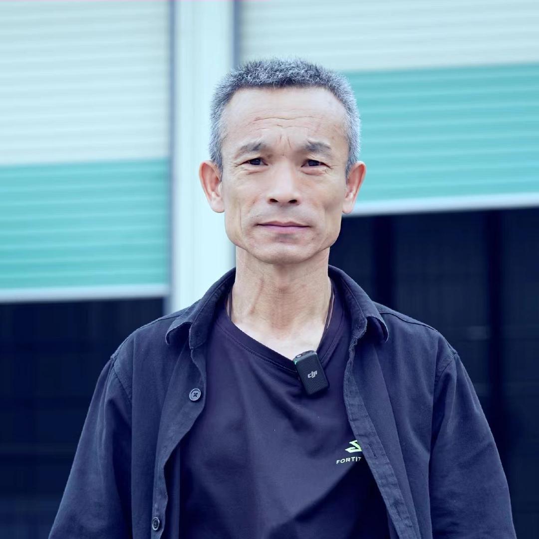 倔老头新疆和田玉工厂店