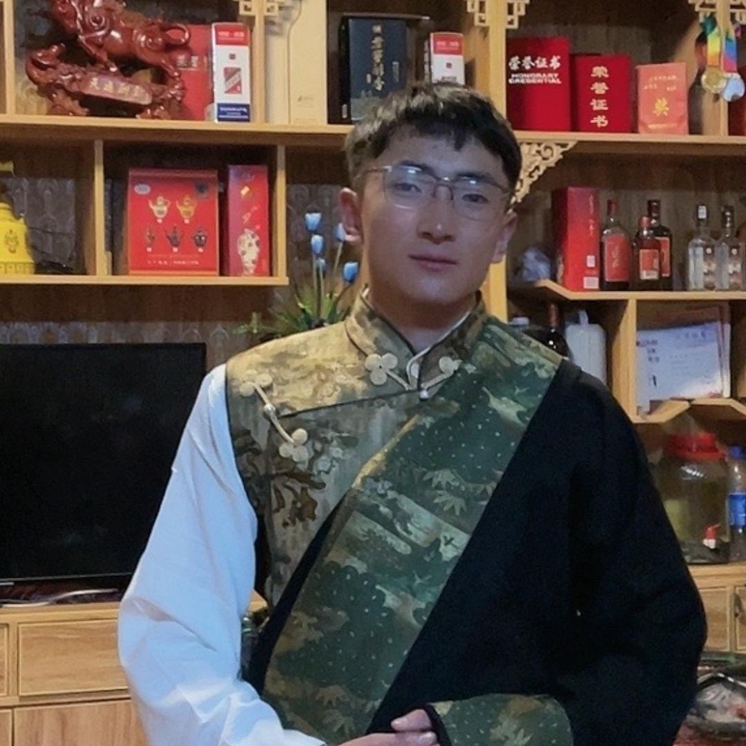 卓玛