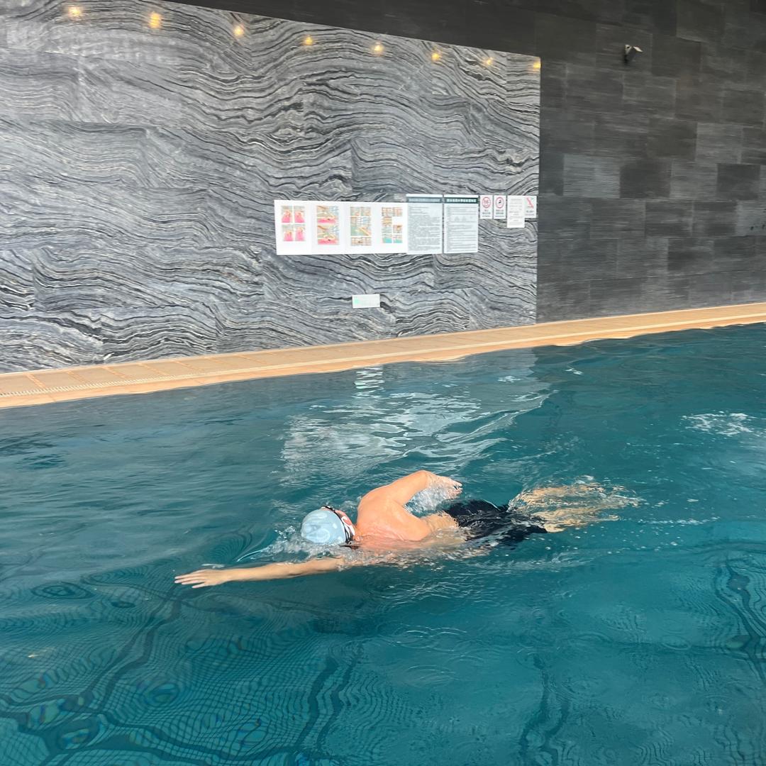 D教练（🏊🏻‍♀️）
