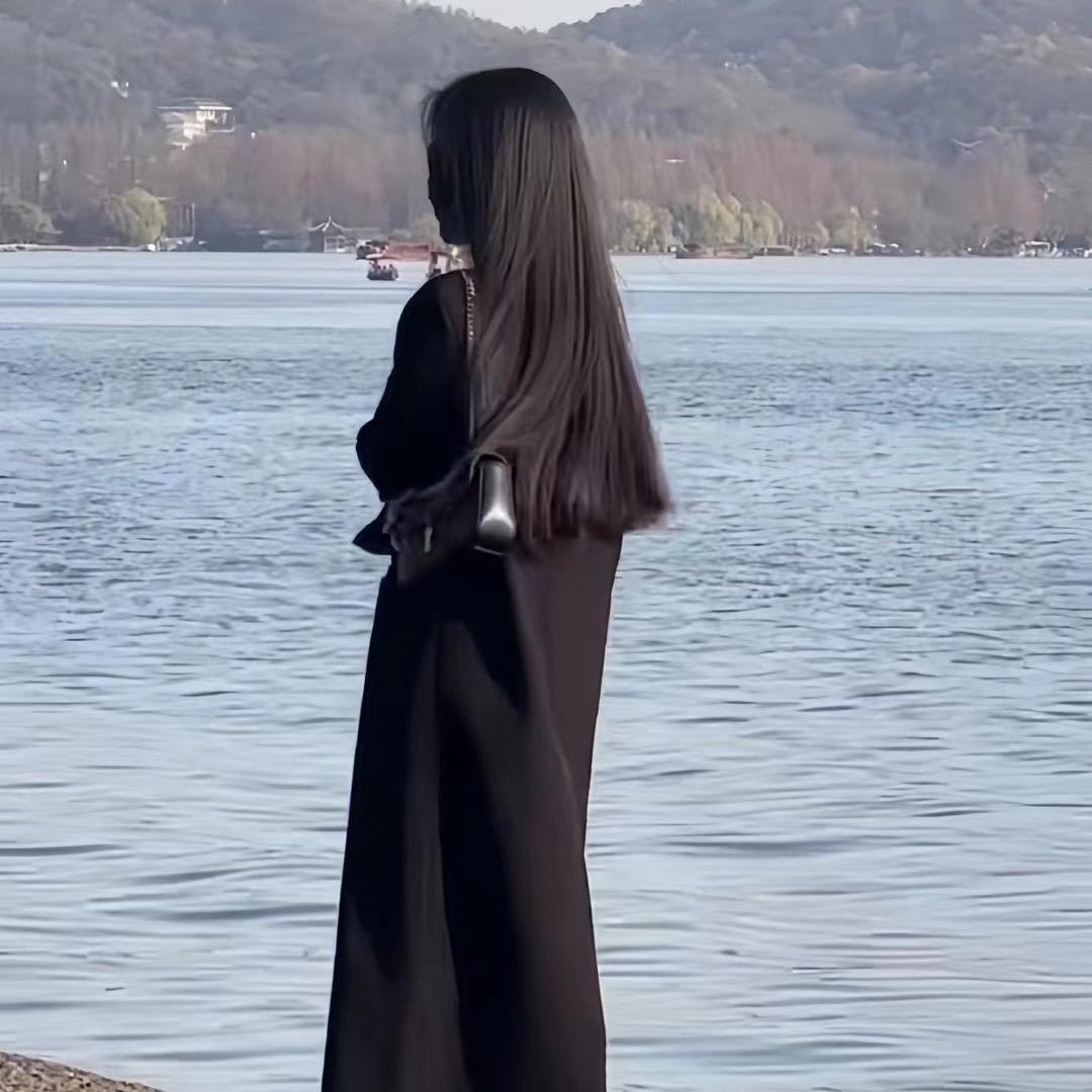 卡卡男装