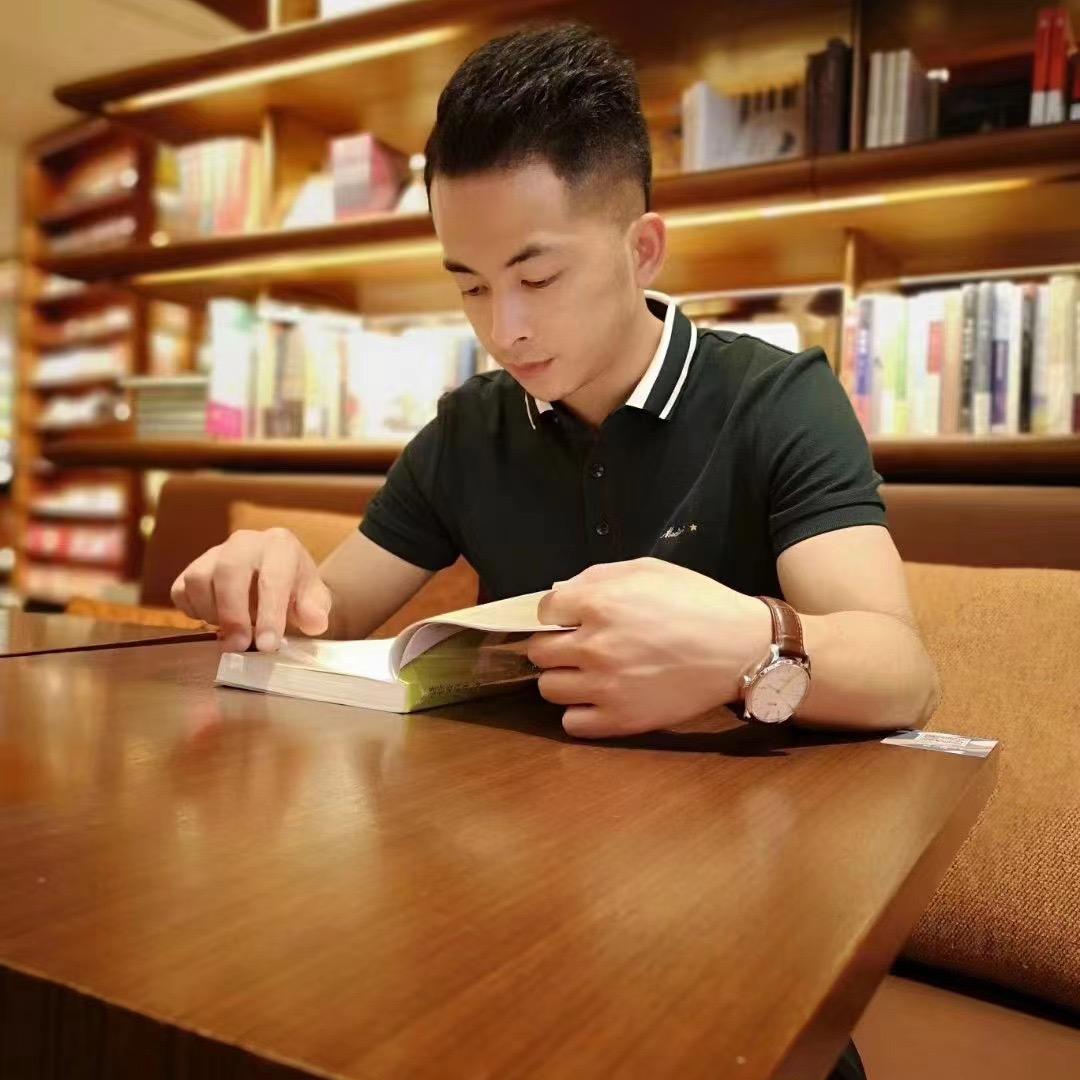 潘尧拍房