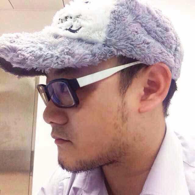 炮灰团长头像