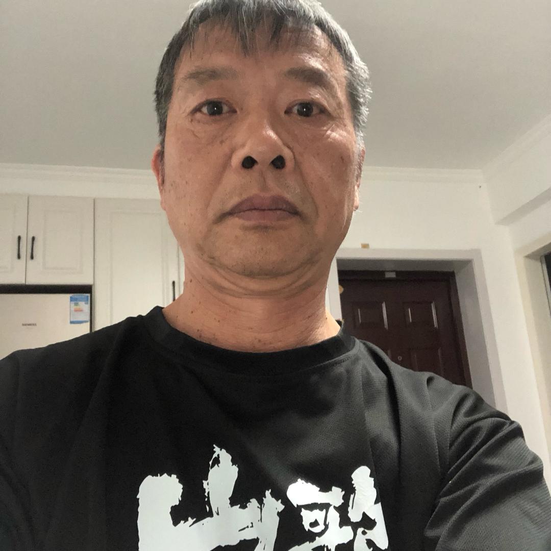 胡天