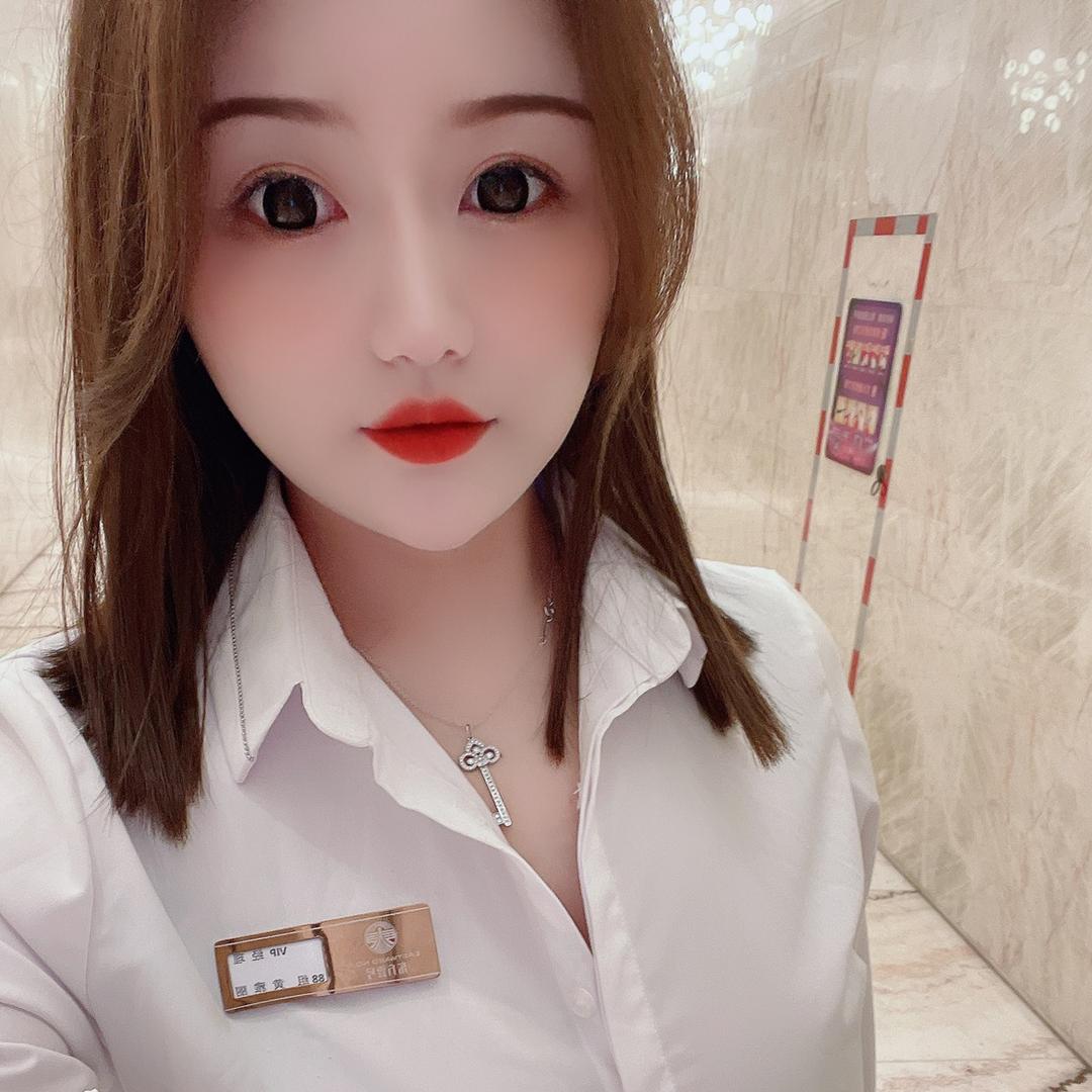 黄雅丽