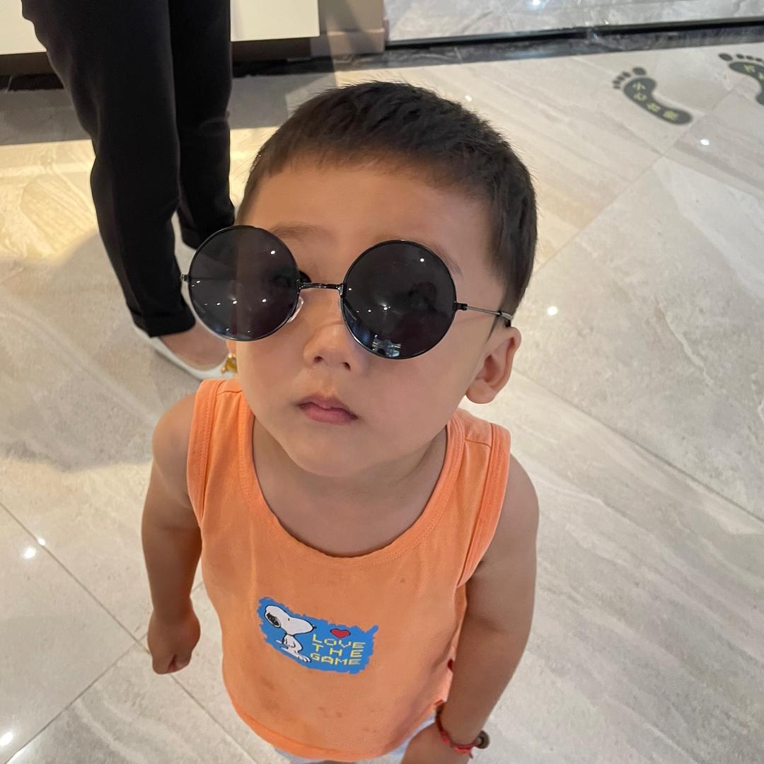大静静吖