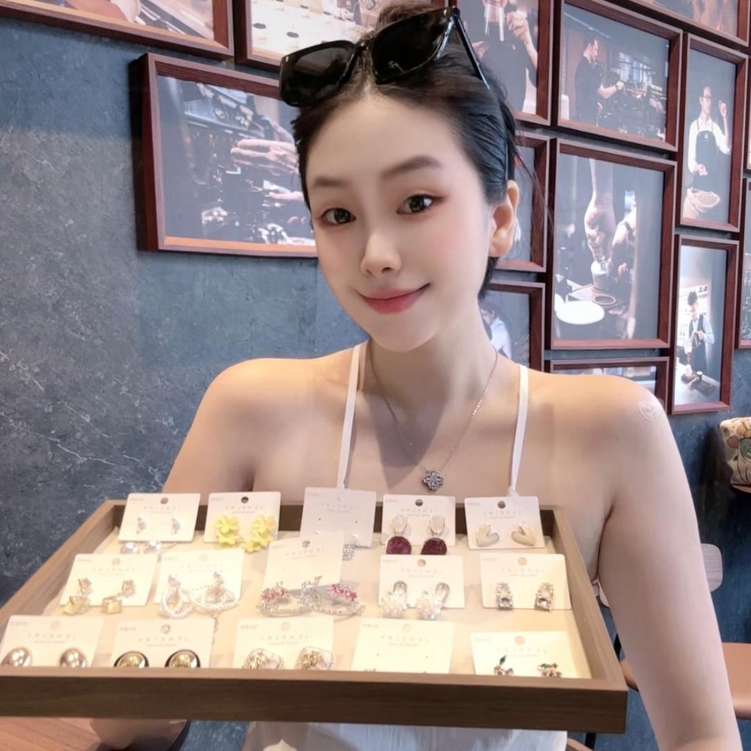何妹饰品合集