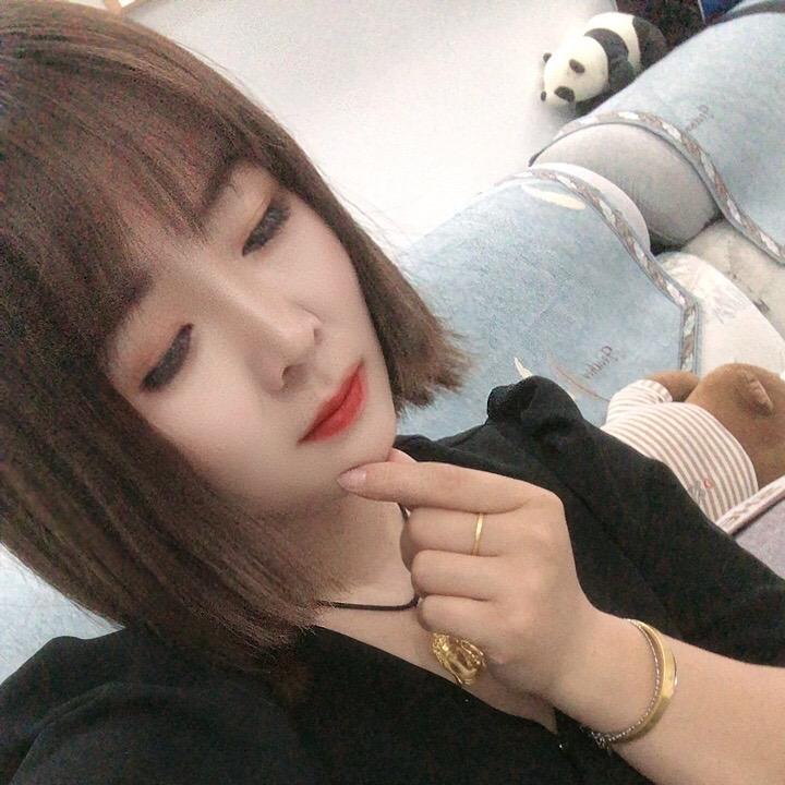 ٩(⑉Ծ^Ծ⑉)ᕗ丽丽