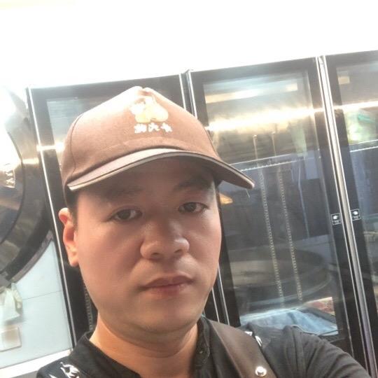 何杨贤牛大腕现切牛肉馆-官方号